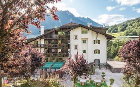 Belvedere Dolomites Flower Hotel